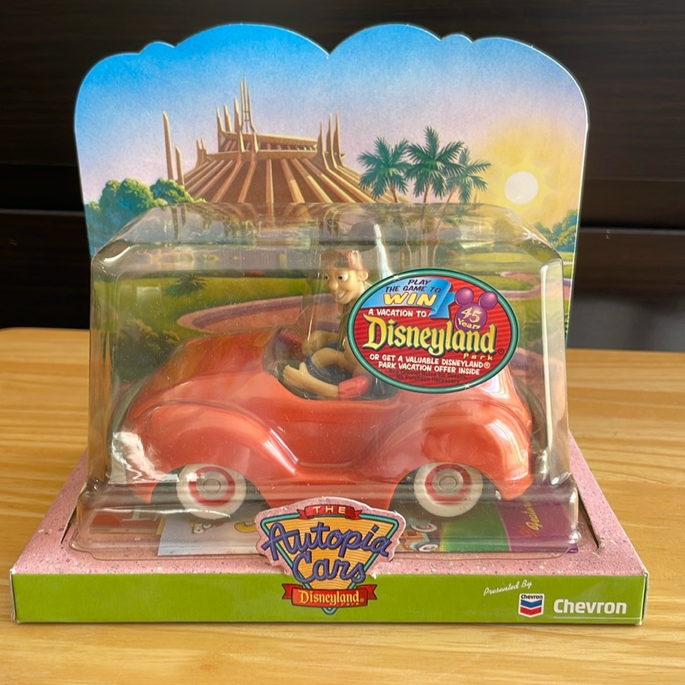 Chevron Cars Disneyland Autopia Cars Collectible Toy Car 2000.